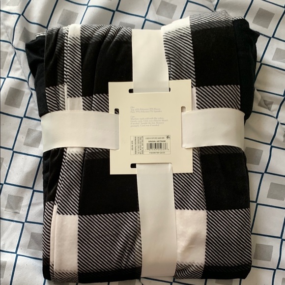 Stars Above Black Pajama Set - Picture 3 of 3